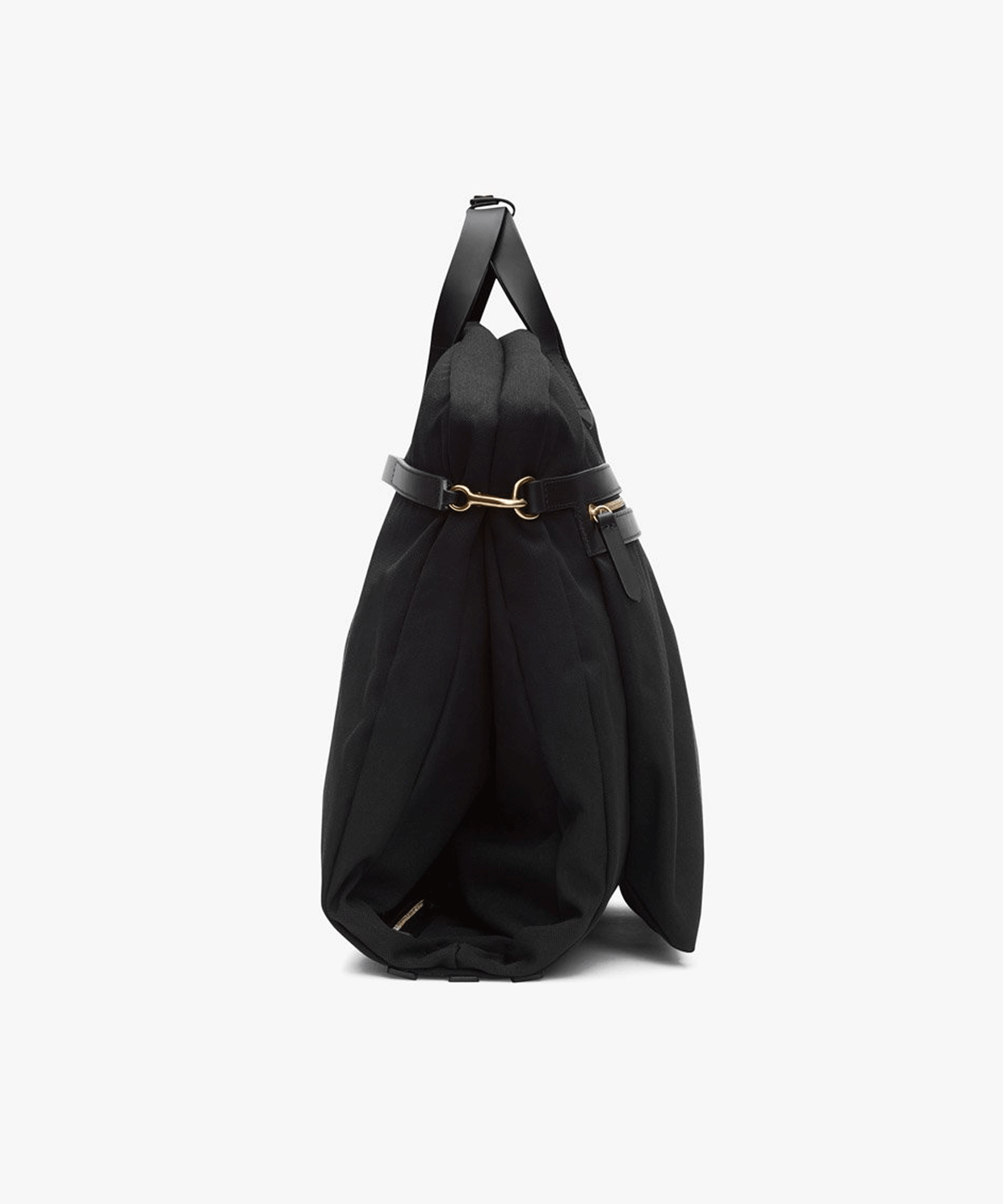 Black on sale suit carrier
