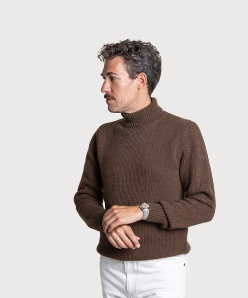 Schwerer Rollkragenpullover